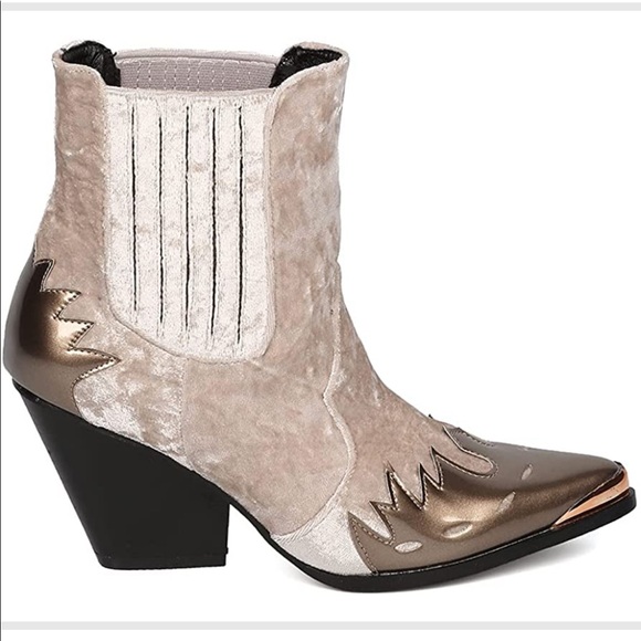 Cape Robbin Shoes - Cape Robbin Champagne Booties
